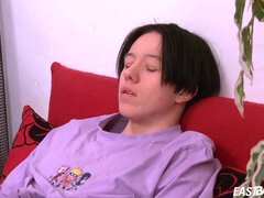 Queue, Emocore, Homosexuelle, Branlette thaïlandaise, Énorme, Pov, Adolescente, Vierge