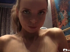 Enthousiasteling, Bruinharig, Kleren uit, Hd, Klein, Alleen, Tieten likken, Webcamera