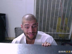 Большие сиськи, Брюнетки, Грудастые, Мастурбация, Милф, Мамочка, Чулки, Подглядывание