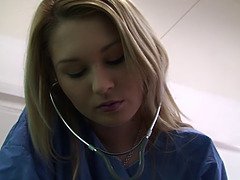Blond, Voeten, Flashing, Interraciaal, Japaans, Latijnse vrouw, Masturbatie, Trio