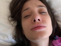 Sperma, Voeten, Vriendin, Handbeurt, Gezichtspunt, Strippen, Plagen, Tieten likken