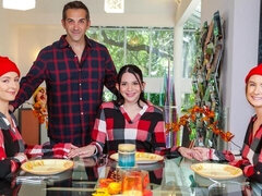 Bezaubernd, Grosser arsch, Grosser schwanz, Grosse titten, Blasen, Küche, Orgie, Jungendliche (18+)