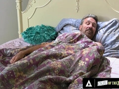 In den arsch, Arsch, Blasen, Tochter, Hundestellung, Fingern, Hd, Masturbation