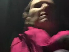 Amateur, Morena, Despelote, Maduro, Madres para coger, Pezones, Al aire libre, Bajo la falda