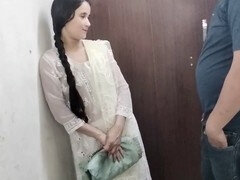 18 jaar, Tante, Vies praten, Indisch, Klein, Kousen, Tiener, Strak