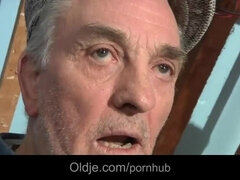 18 jaar, Pijpbeurt, Bruinharig, Dubbele penetratie, Opa, Groep, Hd, Mager