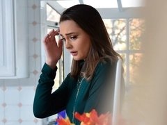 Blonde, Double pénétration, Groupe, Branlette thaïlandaise, Hard, Orgie, Rasée, Adolescente