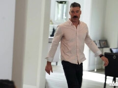 Stellung 69, Blasen, Vollbusig, Kehlenfick, Fingern, Lecken, Muschi, Jungendliche (18+)