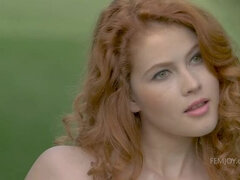 Erotisch, Buiten, Roodharige vrouw, Alleen