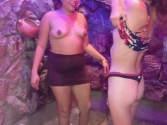 Bisexuelle, Couple, Fille latino, Lesbienne, Mère que j'aimerais baiser, Chatte, Cheveux courts, Tabou