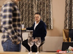 Grosser schwanz, Betrug, Hundestellung, Europäisch, Aufs gesicht abspritzen, Füsse, Fetisch, Kurzes haar