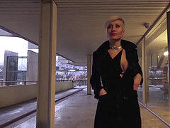 Милф, Киски, Шлюха