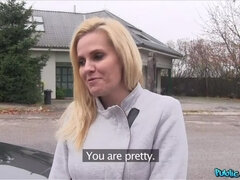 Leie, Blasen, Auto, Spermaladung, Aufs gesicht abspritzen, Milf, Pov, Öffentlich