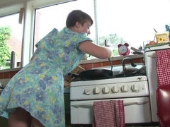 На кухне