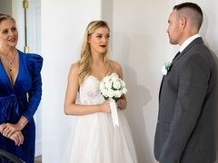 Arsch, Kleid, Fingern, Küssen, Lesbisch, Natürlichen titten, Jungendliche (18+), Hochzeit