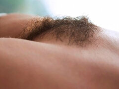 Grosser arsch, Blasen, Behaart, Lecken, Muschi, Entkleiden, Jungendliche (18+), Titten