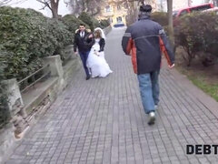 結婚, ズームショット, チェコ, ヨーロピアン, 旦那, 淫乱熟女, ストッキング, タトゥー