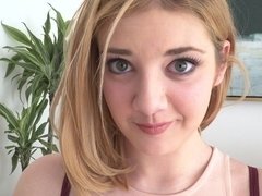 In den arsch, Arsch, Fingern, Handjob, Muschi, Rasiert, Entkleiden, Titten