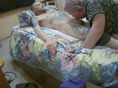 Leie, Blasen, Spermaladung, Handjob, Anleitung, Reif, Russisch, Ablutschen