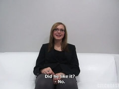 フェラチオ, チェコ, 眼鏡, ハードコア, 赤毛, バイブレーター