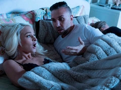 Cul, Blonde, Sucer une bite, Doigter, Énorme, Pute, Adolescente, Nénés