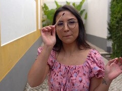 18 ans, Asiatique, Femme dominatrice, Français, Lunettes, Branlette thaïlandaise, Masturbation, Pov