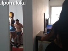 Troca de casais - amateur interracial hardcore with cumshots for 2 Brazilian Latinas