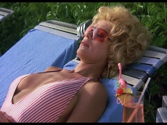 Chica, Culo grande, Bikini, Tetona, Clásico, Tetas naturales, Retro, Clasico