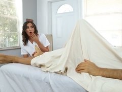 Bruinharig, Hondjeshouding, Handbeurt, Masturbatie, Moeder die ik wil neuken, Natuurlijke tieten, Kut duiken, Strippen