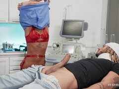 Unfall, Grosser schwanz, Schwarz, Dildo, Arzt, Interrassisch, Maske, Uniform