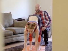 お尻, フェラチオ, 爸, 娘, 顔射, 自然山雀, 赤毛, 馬乗り