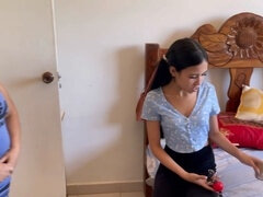 Bondage, 2 femmes 1 homme, Fait maison, Humiliation, Fille latino, Espagnole, Adolescente, Jouets