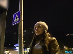 Amateur, Sucer une bite, En levrette, Argent, De plein air, Pov, Public, Russe