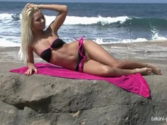 Strand, Mooi, Badpak, Blond, Rondborstig, Orgasme, Buiten, Tiener