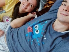 18 jaar, Amerikaans, Grote kont, Bruinharig, Vriendin, Huisgemaakt, Klein, Kousen