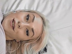 Indica Monroe enters Scott Nails car through the passenger window and goes straight for his cock - MOFOS