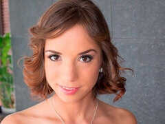 Culo grande, Verga grande, Tetas grandes, Mamada, Semen en la boca, Estilo perrito, Flaco, Adolescente