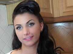 Минет, Брюнетки, На кухне, Деньги