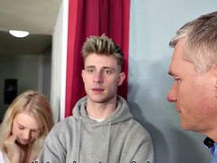 Blond, Bedriegen, Man die toekijkt, Europees, Geschoren