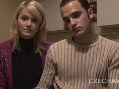 Leie, Blondine, Selbstgemacht, Milf, Höschen, Entkleiden, Titten, Ehefrau