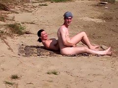 Plage, En levrette, Grosse, Hard, Fait maison, Mature, Plan cul à trois, Nénés