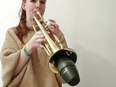 Irish babe bangs Trumpet