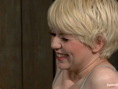 Sadomasoquismo, Amarrada, Dominación, Penetracion con dedos, Humillación, Cuero, Castigada, Puta