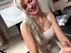 Tetas grandes, Mamada, Extremo, Primera ves, Sexo duro, Puta