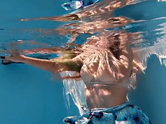 Leie, Tussi, Schönheit, Blondine, Hardcore, Pool, Jungendliche (18+), Unter wasser