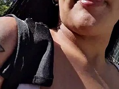 Большие сиськи, Эксгибиционист, Латиноамериканки, На природе, На публике, Сиськи