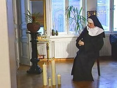 Монашка, Ретро, Винтаж