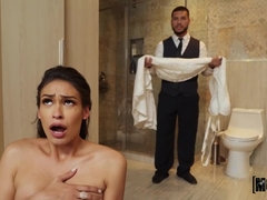 Grosse titten, Blasen, Betrug, Kehlenfick, Latina, Milf, Strümpfe, Hochzeit