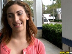 18 años, Verga grande, Mamada, Novia, Dinero, Tetas naturales, Pov, Tetas