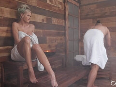 Anal, Verga grande, Tetas grandes, Rubia, Atragantadas, Perforación, Sauna, Mojado